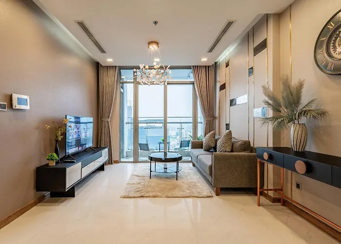 Luna Apartment- Vinhomes Central Park