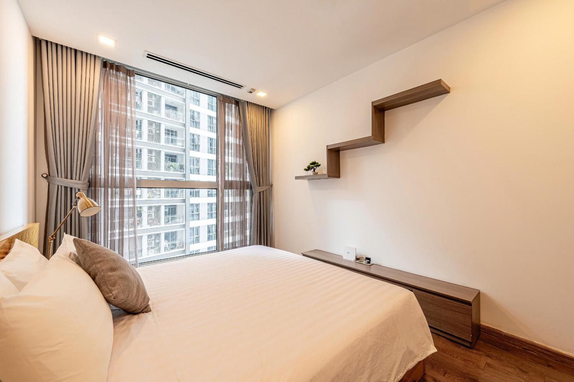 Luna Apartment- Vinhomes Park Ho Chi Minh City